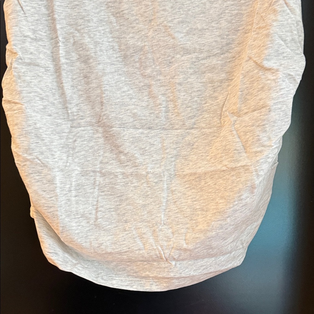 Old Navy Light Gray Short Sleeve maternity Tee M - Picture 4 of 7
